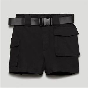 Aritzia TNA 3” Cargo Shorts